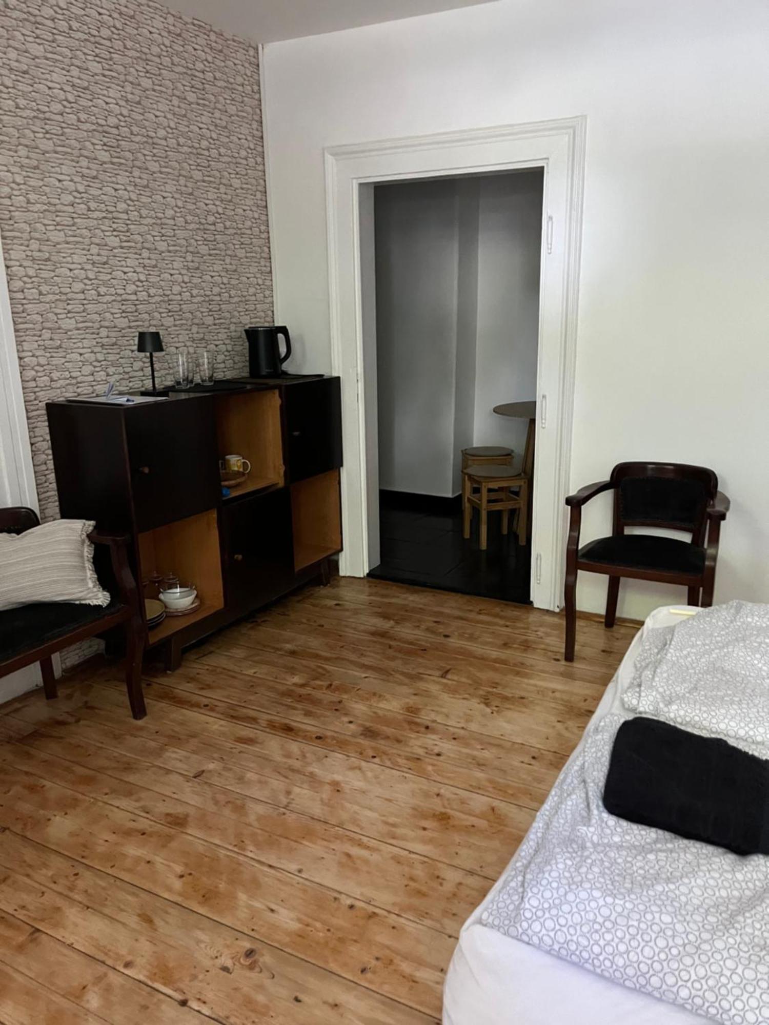 Utcara Nyilo Apartman Vac Exterior photo